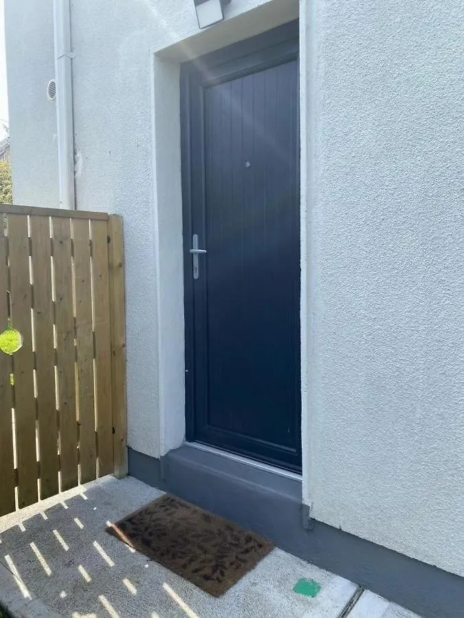 Beautiful One Bedroom Apartment In Galway City 0*,